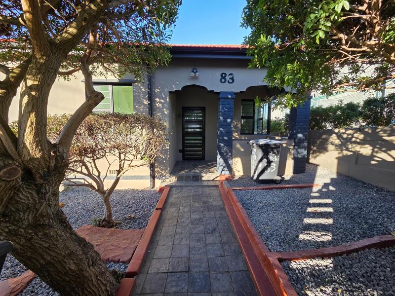To Let 2 Bedroom Property for Rent in University Estate Western Cape